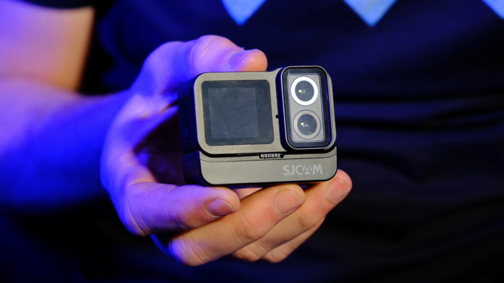 2025 SJCAM SJ20 in hand 2