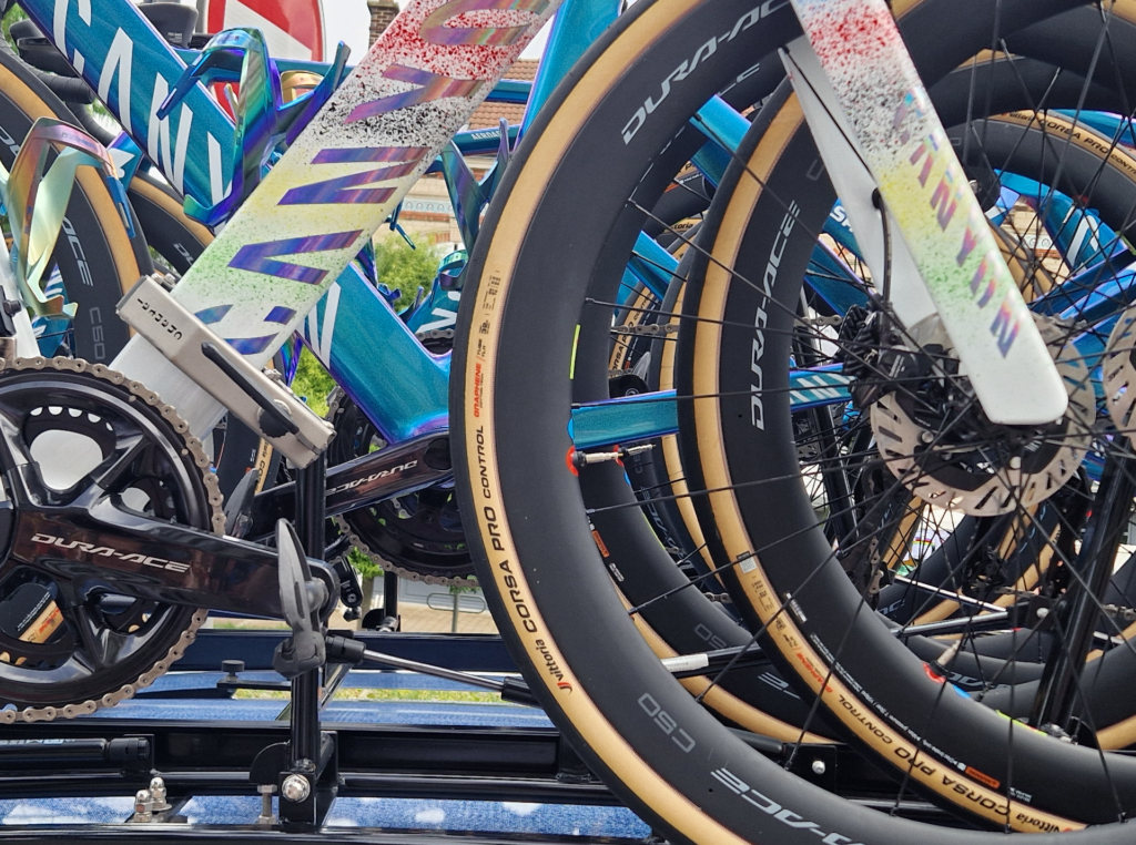 2024 Vittoria Corsa Pro Control Van der Poel TdF @PaceUp