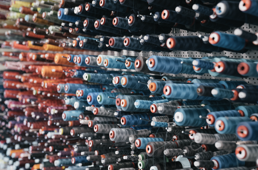2026 Universal Colours fabric yarns