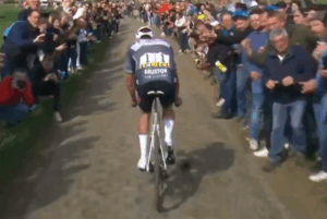 Mathieu van der Poel hit by bottle at Paris-Roubaix