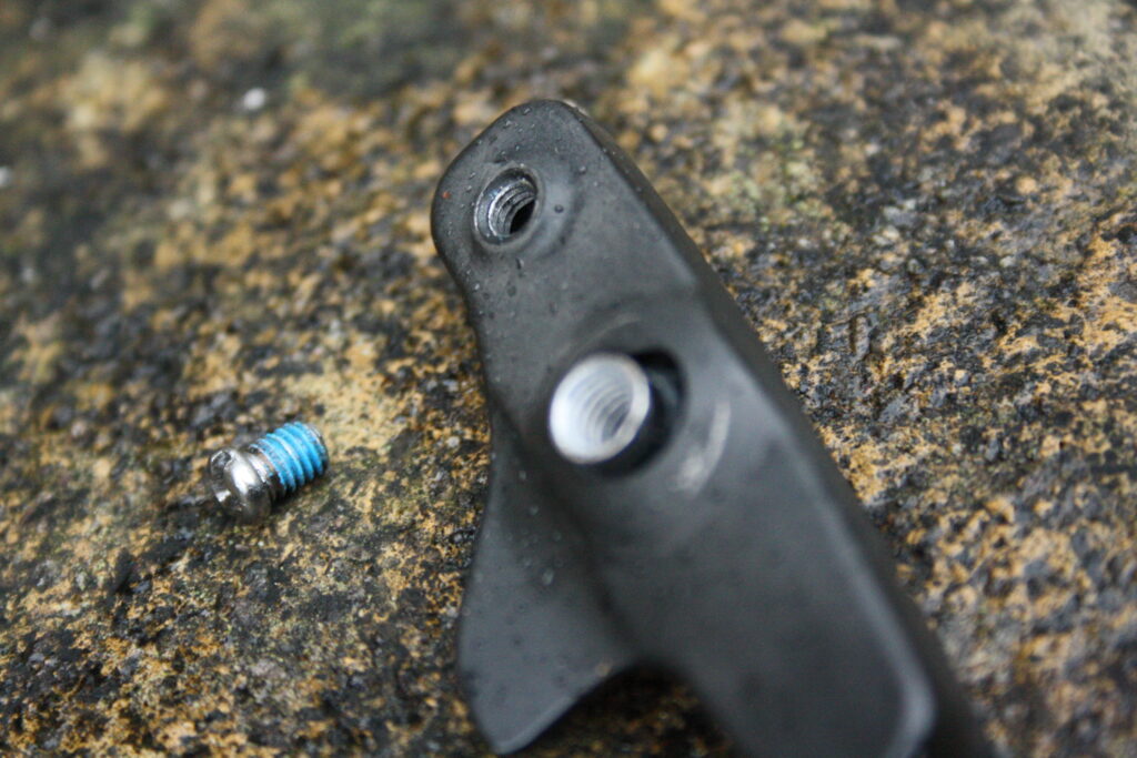 Security screw out
