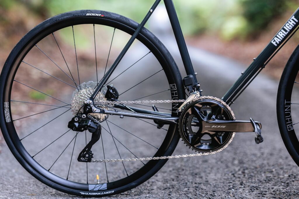Shimano 105 R7100 di2 Fairlight drivetrain