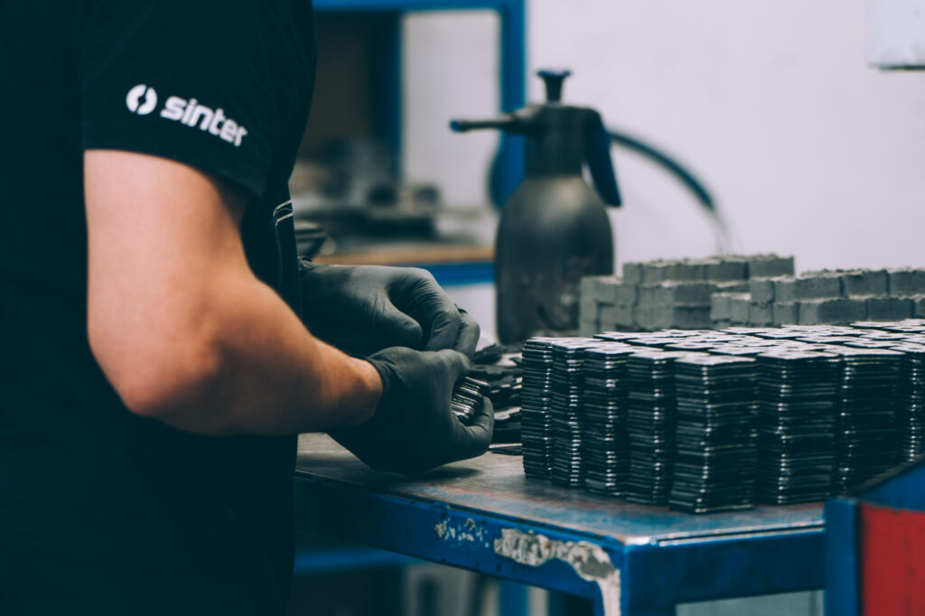 Sinter – brake pad factory