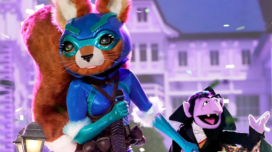 https://cdn.road.cc/wp-content/uploads/roadcc/squirrel-countvoncount-themaskedsinger-1338429089.jpg