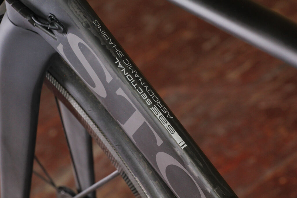 Storck Aerfast Platinum &ndash; down tube.jpg