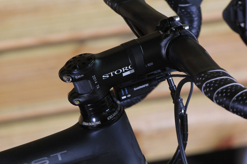 Storck Aerfast Platinum &ndash; stem.jpg