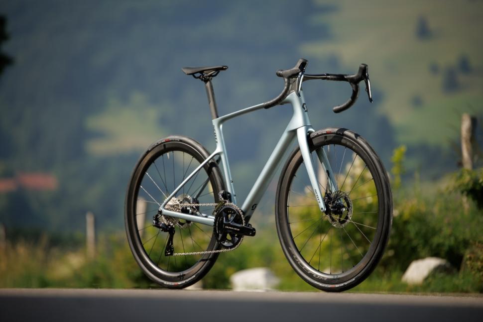 2025 Scott Addict Premium