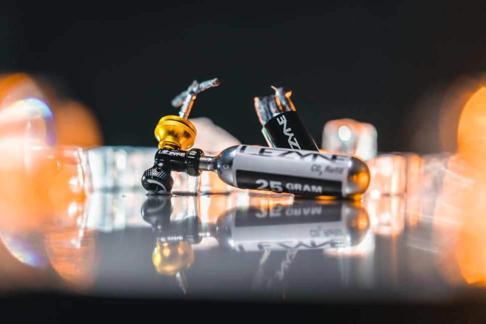 Lezyne Tubeless CO2 Blaster puncture repair