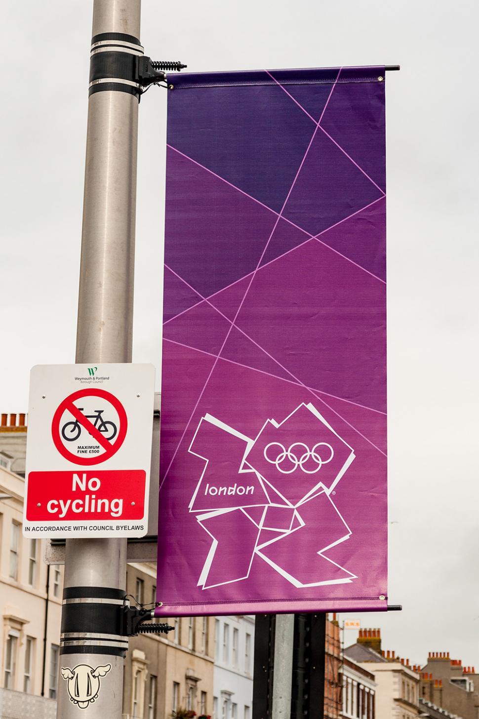 2012 No Cycling (credit - mark1a)
