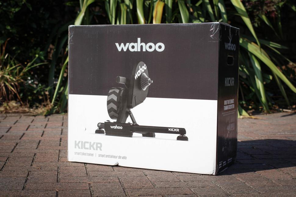 2020 Wahoo KICKR V5 -1.jpg