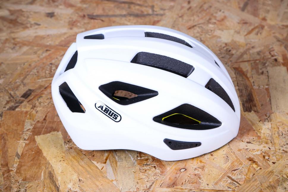 2021 Abus Macator MIPS helmet - side 2.jpg