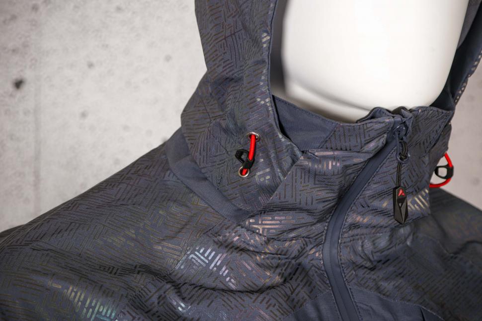 2021 Altura Nightvision Hurricane Waterproof Jacket - hood detail.jpg