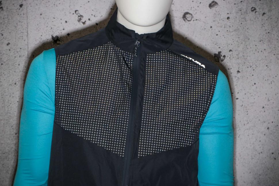 2021 Altura Nightvision Storm Thermal Gilet - reflective.jpg