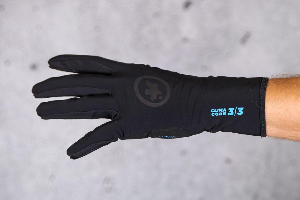 2021 Assos Assosoires Winter Gloves - back.jpg