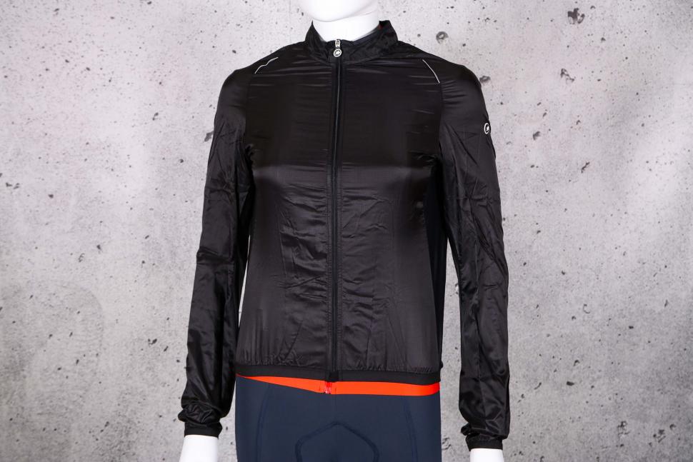 2021 Assos UMA GT wind jacket.jpg