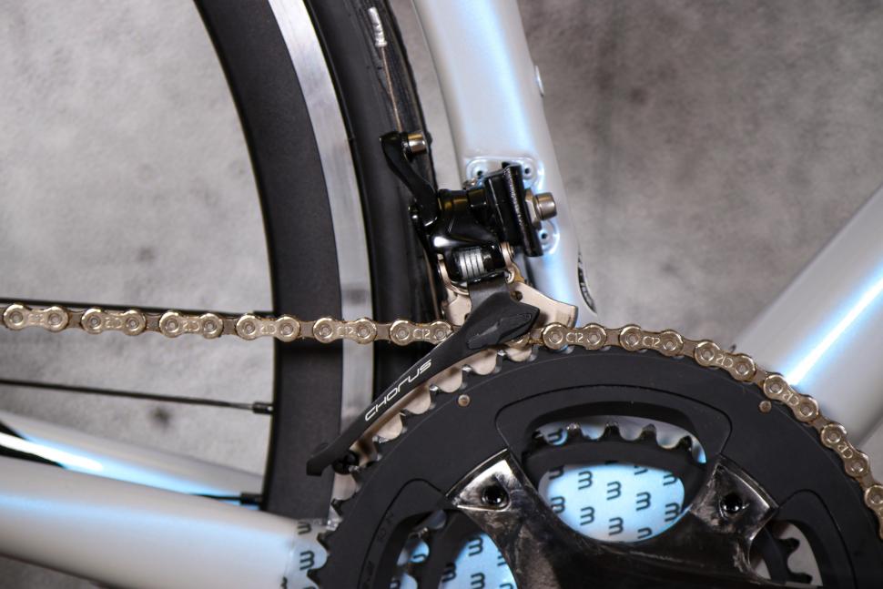 2021 Basso Diamante Caliper Chorus 12x - front mech.jpg