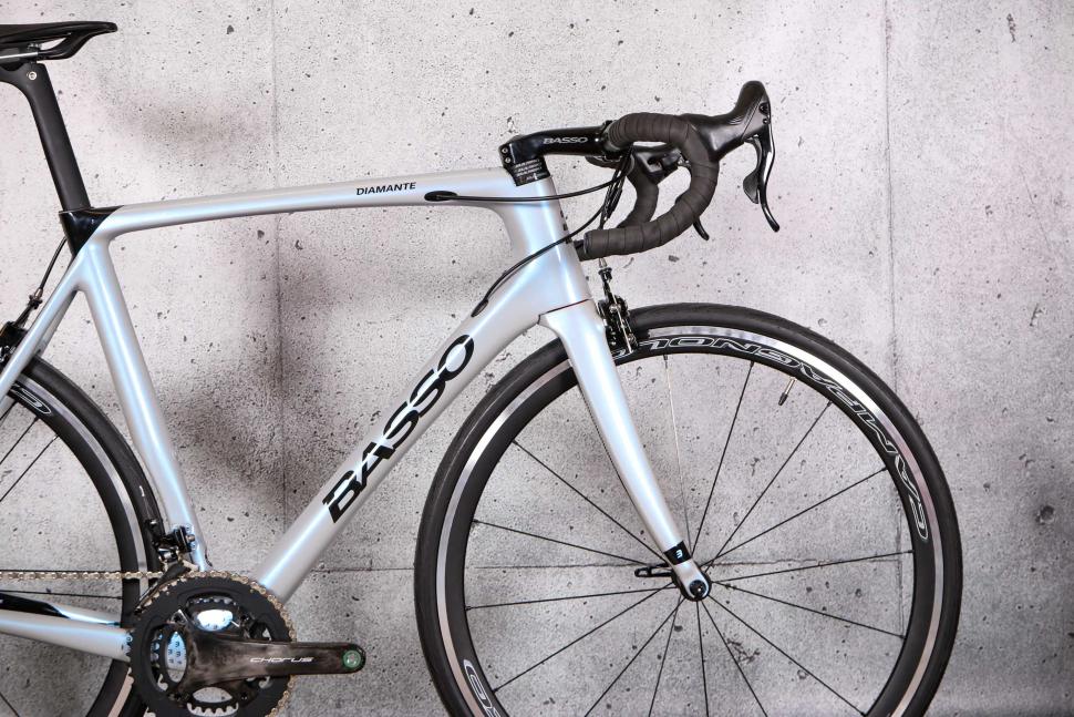 2021 Basso Diamante Caliper Chorus 12x - front.jpg
