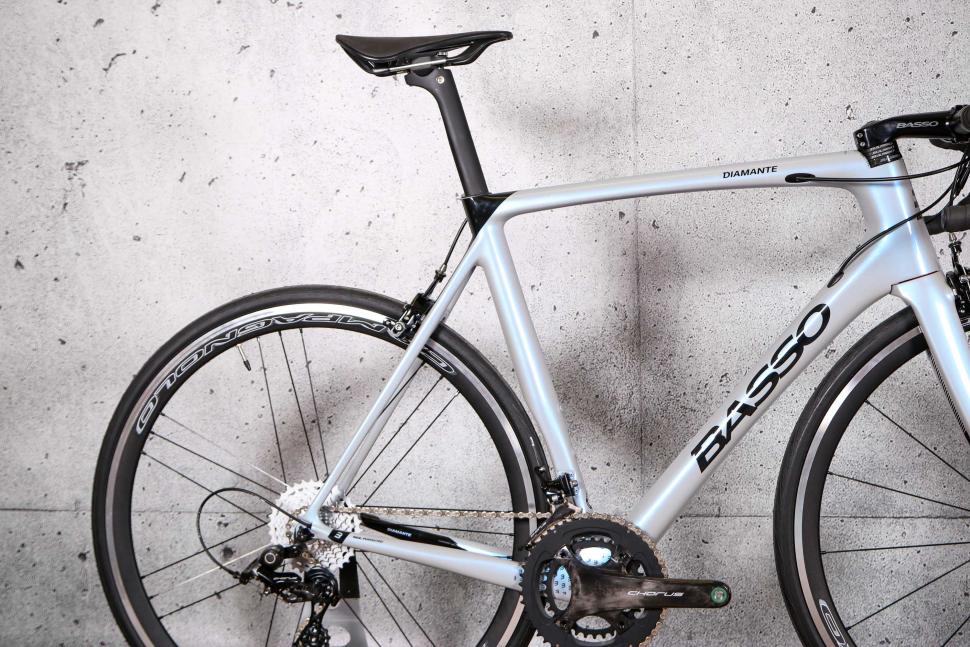 2021 Basso Diamante Caliper Chorus 12x - rear.jpg