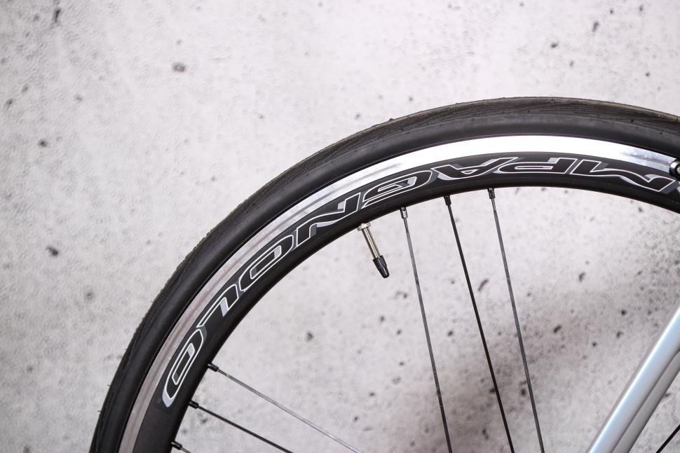 2021 Basso Diamante Caliper Chorus 12x - rim.jpg