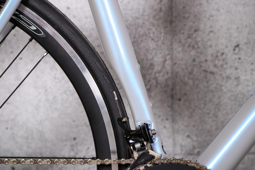 2021 Basso Diamante Caliper Chorus 12x - seat tube shape.jpg