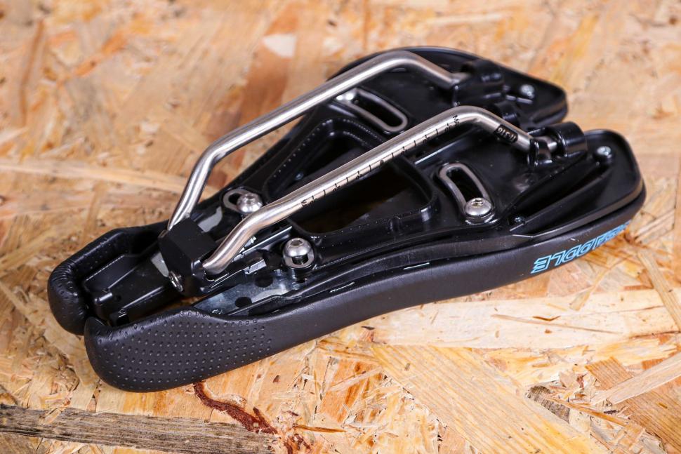 2021 BiSaddle EXT Stealth - underside.jpg