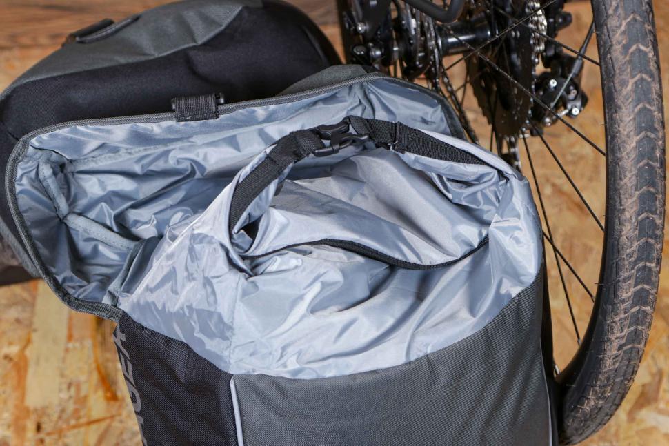2021 Bontrager MIK Commuter Double Pannier - roll top.jpg