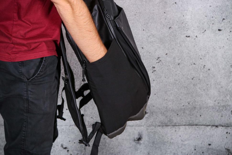 2021 Camelbak H.A.W.G Commute 30 Backpack - side pouch.jpg
