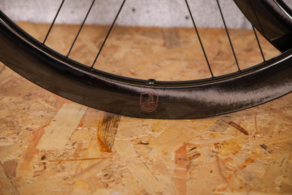 2021 Campagnolo Bora Ultra WTO 45 DB wheelset - rim detail 2.jpg