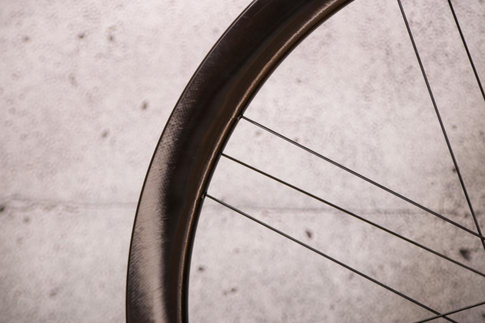 2021 Campagnolo Bora Ultra WTO 45 DB wheelset - rim detail 3.jpg