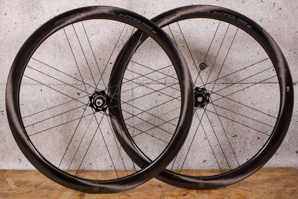 2021 Campagnolo Bora Ultra WTO 45 DB wheelset.jpg