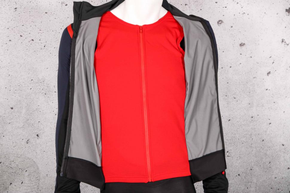 2021 Castelli Alpha RoS 2 Jacket Mens - inside panel.jpg