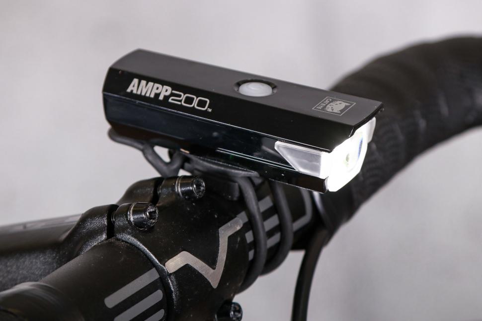 2021 Cateye AMPP 200 Front Light.jpg