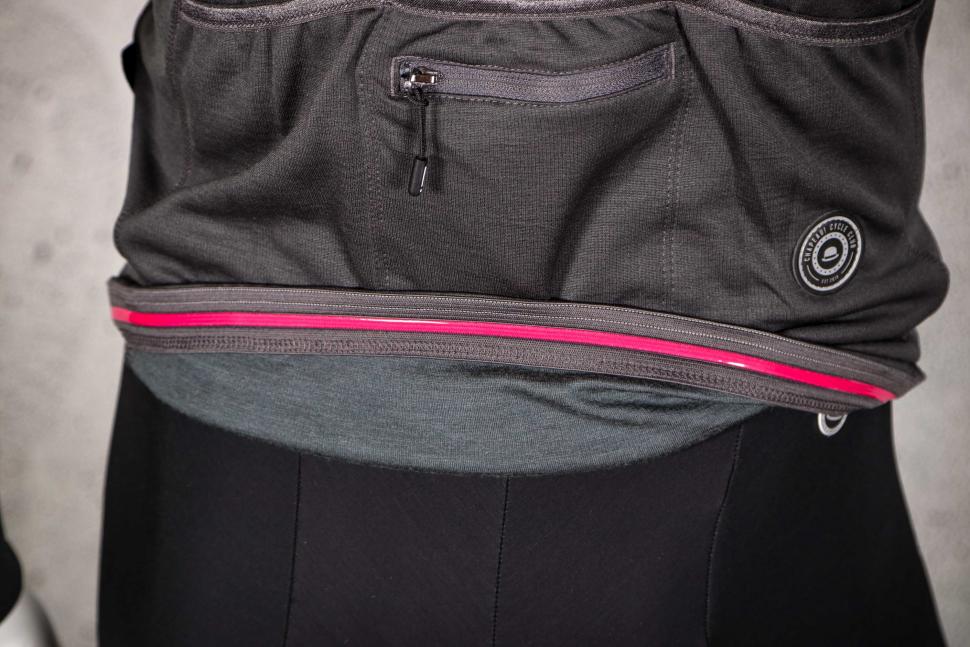 2021 Chapeau Mens Long Sleeved Etape Merino Jersey - gripper.jpg