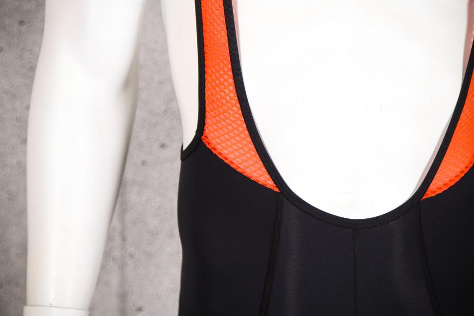 2021 CHPT3 Most Days Grand Tour Mens Bib Shorts - straps detail.jpg