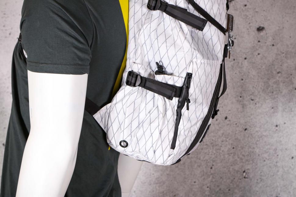 2021 Chrome Tensile Ruckpack - side pocket.jpg
