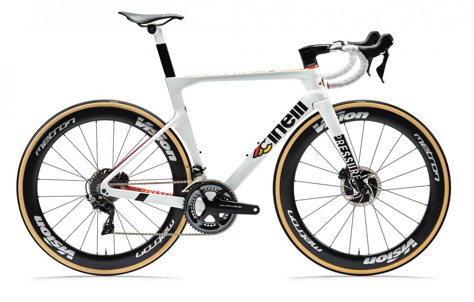 2021 Cinelli Pressure full bike - 1.jpeg