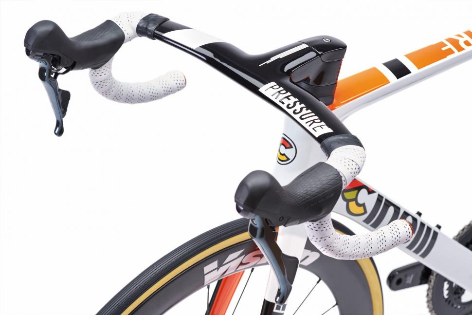 2021 Cinelli Pressure handlebar - 1.jpeg
