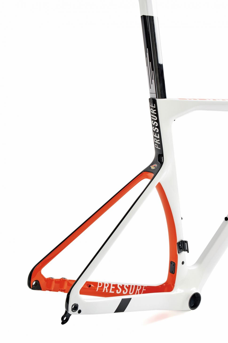 2021 Cinelli Pressure rear triangle - 1.jpeg