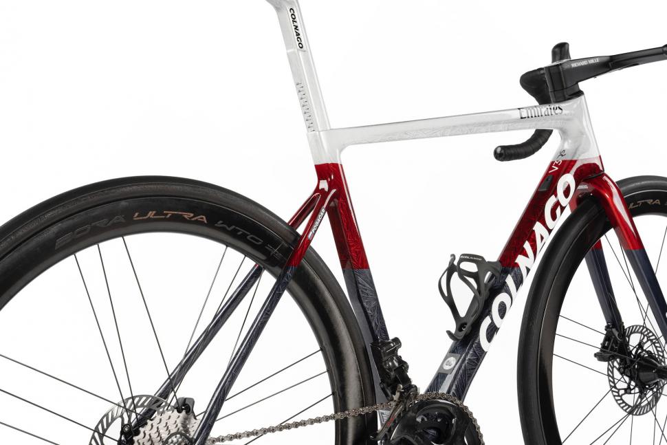 2021 Colnago_V3Rs_Ice&Fire_detail2_whiteback.jpeg