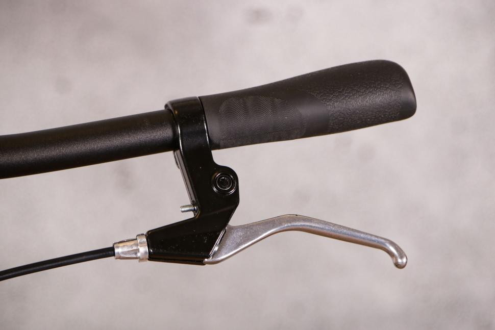 2021 Dahon Hit - brake lever.jpg
