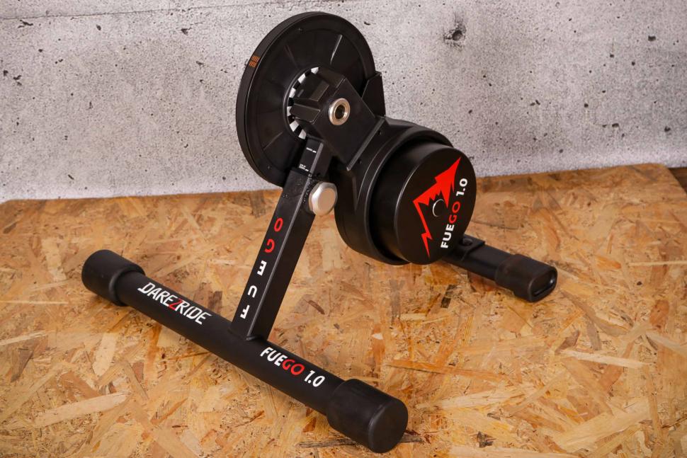 2021 DARE2RIDE FUEGO1.0 Smart Bike Trainer 2.jpg