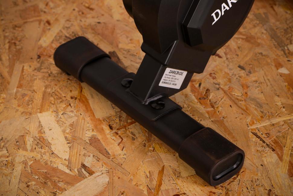 2021 DARE2RIDE FUEGO1.0 Smart Bike Trainer - foot.jpg