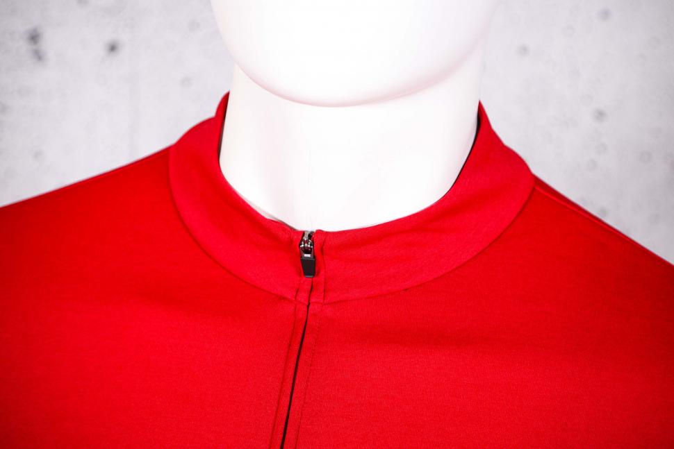 2021 dhb Short Sleeve Jersey - collar.jpg