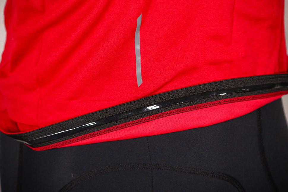 2021 dhb Short Sleeve Jersey - gripper.jpg