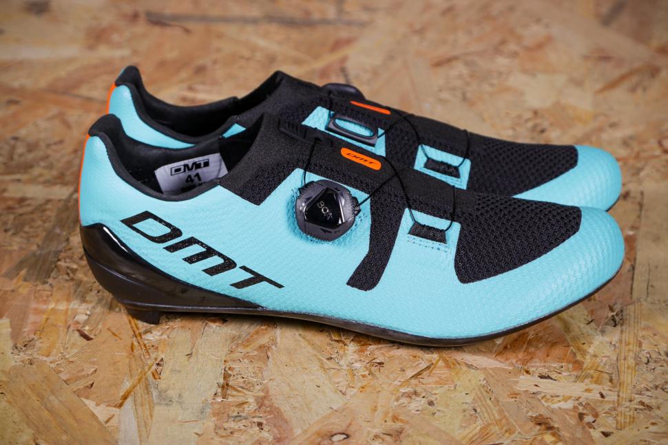 2021 DMT KR3 Knit Road Cycling Shoes - side.jpg