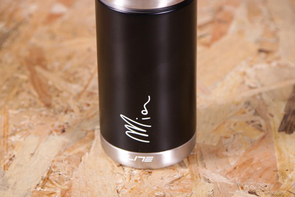 2021 Elite Mia stainless steel bottle 650ml - detail.jpg