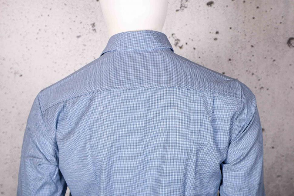 2021 FR3ND Merino Wool Shirt - shoulders.jpg