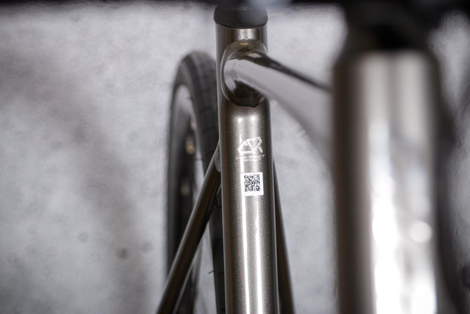 2021 Giant Contend SL 1 Disc - seat tube detail.jpg