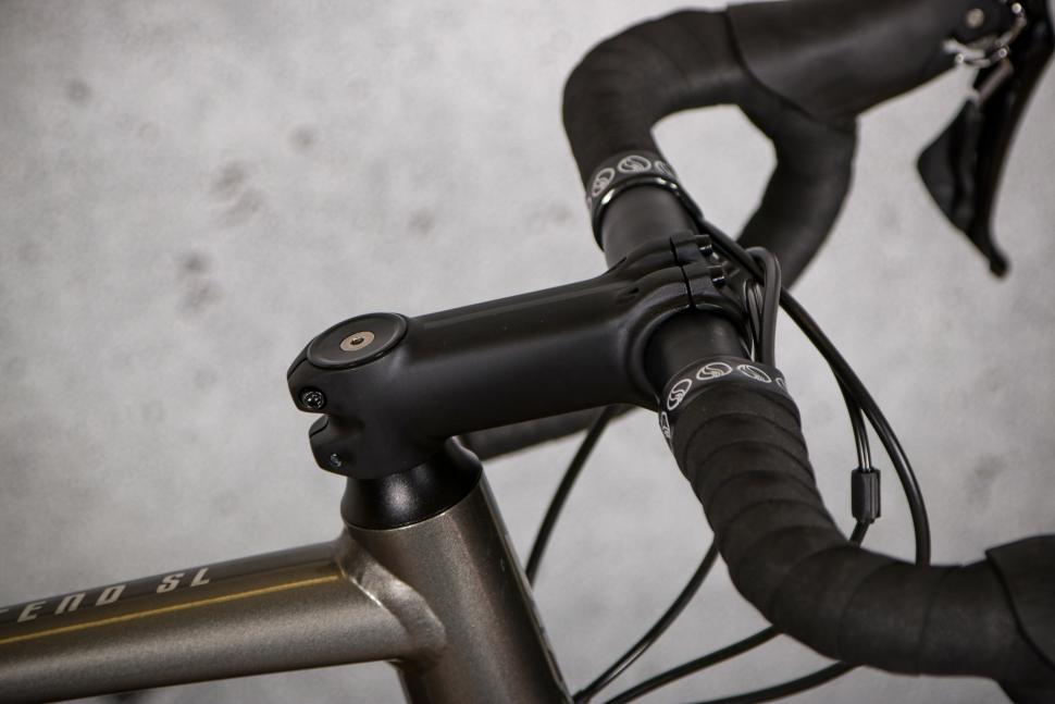 2021 Giant Contend SL 1 Disc - stem.jpg