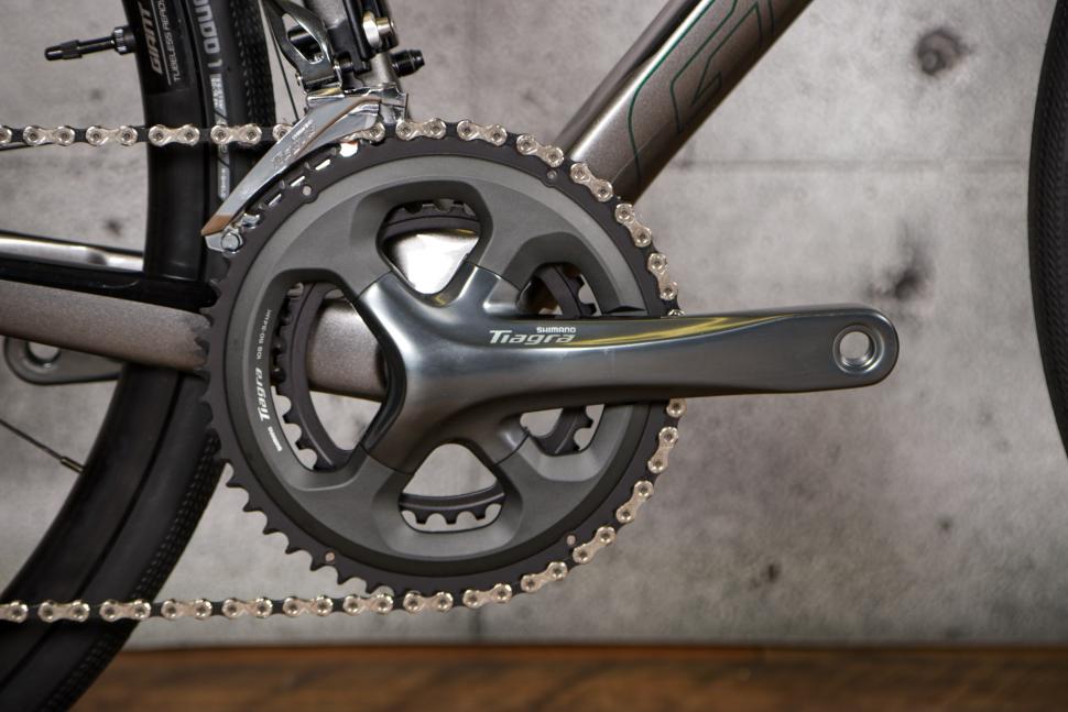 2021 Giant Defy Advanced 3 - crank.jpg